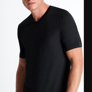 NWT Shan Men's Microfiber V-Neck T-Shirt, Small Black